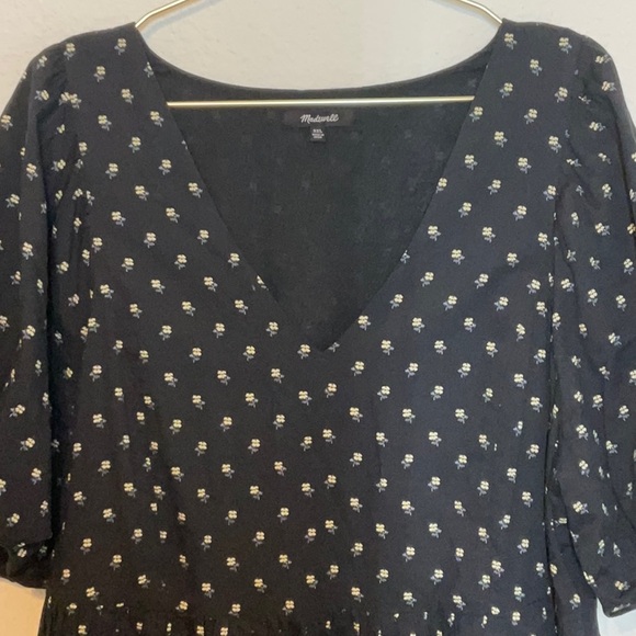 Madewell V-Neck Puff Sleeve Mini Dress in Floral Ikat Black XXL - Picture 4 of 14